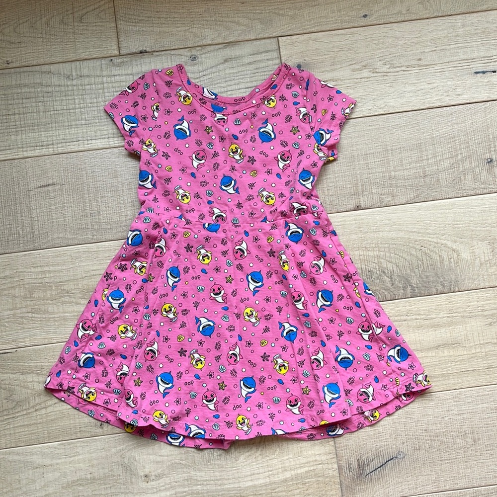Baby shark dress